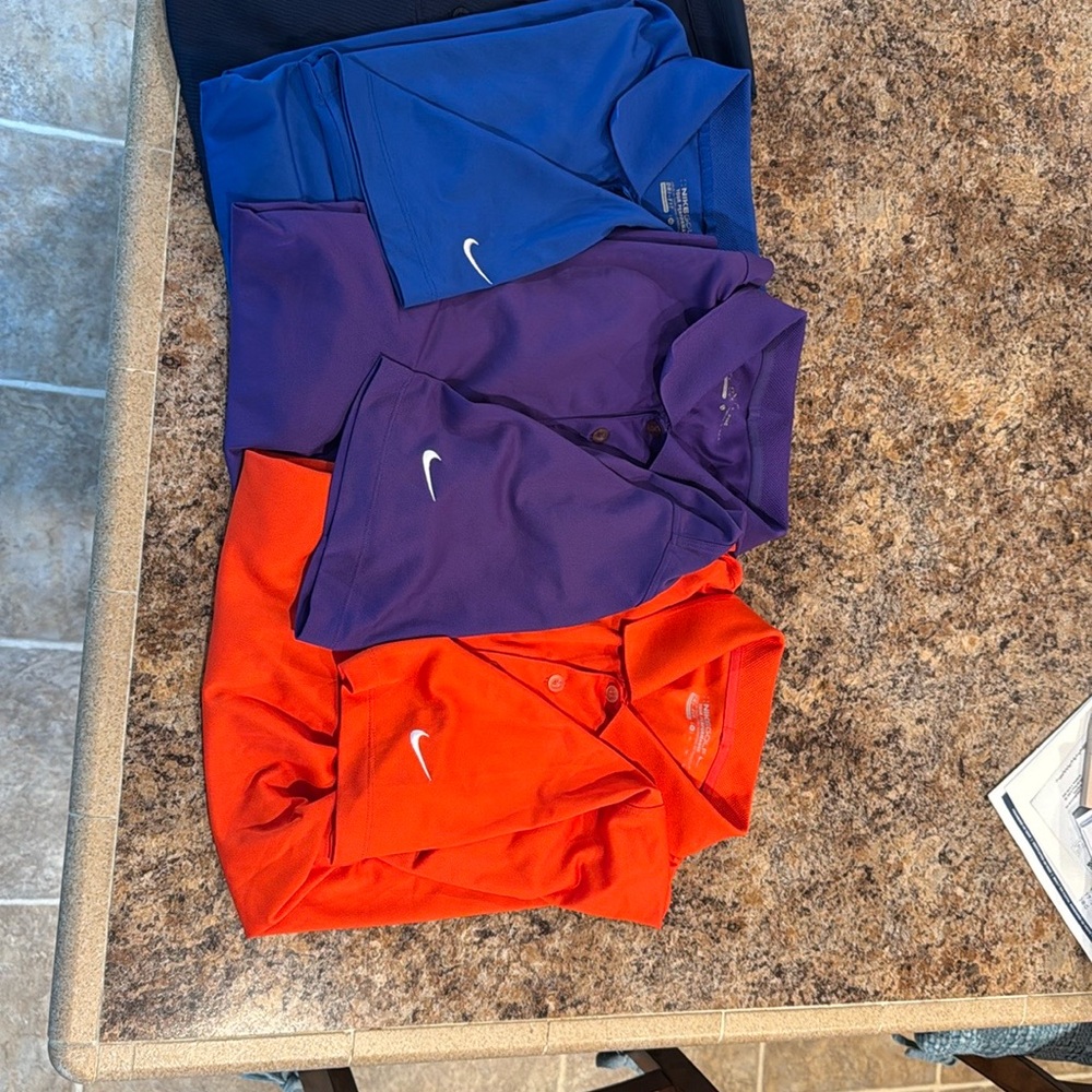 4 shirts Nike Blue Polo Shirt Classic Athletic Design selling as set